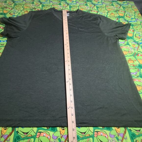 Under Armour T Shirt Mens 2XL Black Heatgear Active Work Out Gym - Picture 4 of 9